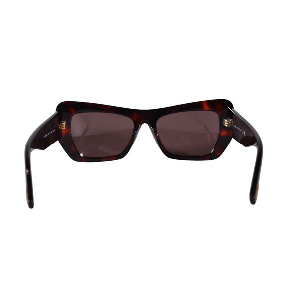 MCM Rectangle Cat Eye Sunglasses - Red Havana / Brown - NWT - Picture 7 of 8